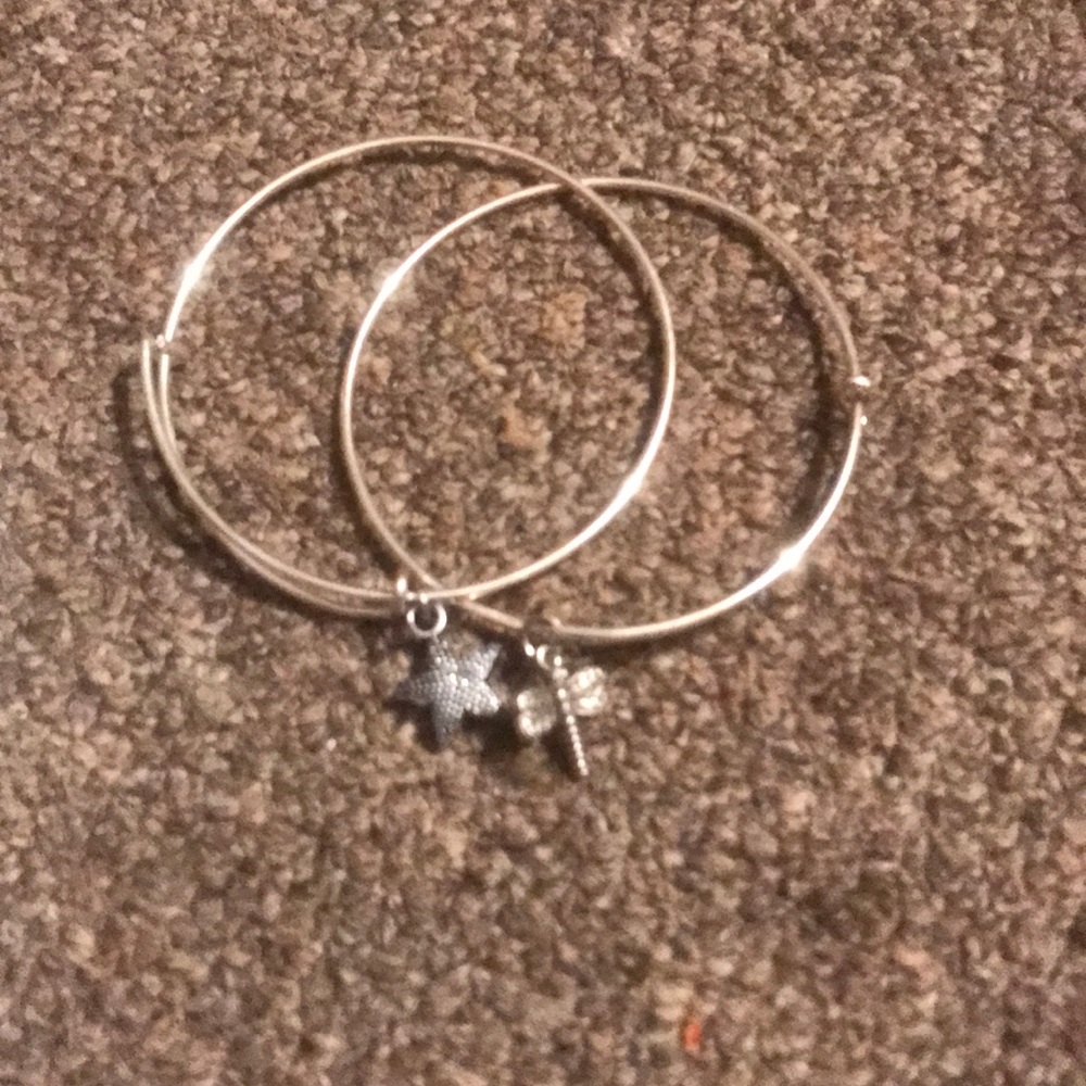 Bracelets - Picture 4 of 4